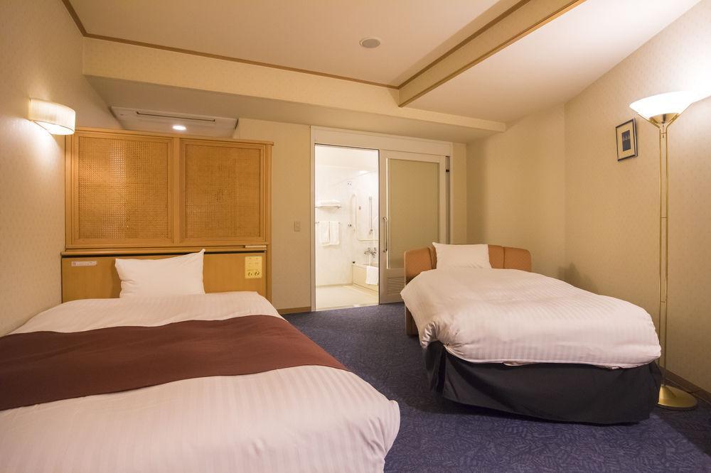 Hotel Cuore Nagasaki Ekimae Exteriör bild